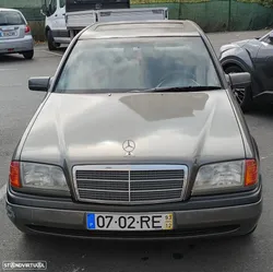Mercedes-Benz C 220 D