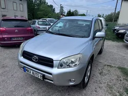 Tayota rav4 136ch d-4d 4wd +attelage