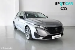Peugeot 308 1.2 Hybrid Style e-DCS6