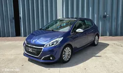 Peugeot 208 PureTech 82 Allure