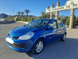 RENAULT Clio 1.5dCi Authentique 85