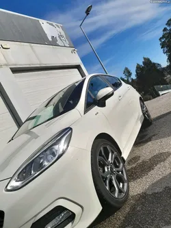 Ford Fiesta 1.10