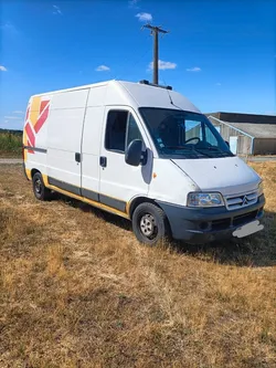 Citroen Jumper 2.2 HDi fourgon Long 100 ch semi aménagé