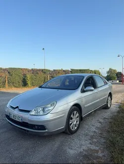 Citroen c5 exclusive 2.0 hdi 136ch boite automatique / entretien OK / garantie