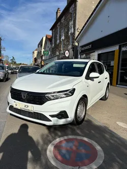 Sandero essence