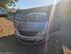 Opel Corsa 1.4 Caixa Automática