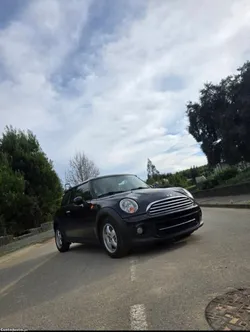 MINI Cooper R56