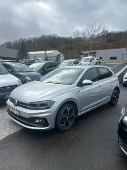 Volkswagen polo R-Line TSI 95 car play LED