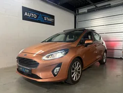 FORD Fiesta TOIT OUVRANT/CARPLAY/RADAR AV & AR/ BOITE AUTO /