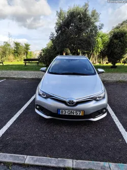 Toyota Auris E18