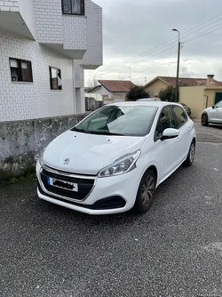 Peugeot 208 1.2