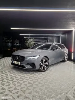 Volvo V90 2.0 T6 PHEV R-Design AWD