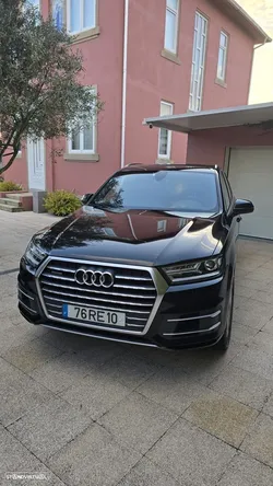 Audi Q7 3.0 TDI quattro S-line Tiptronic 7L