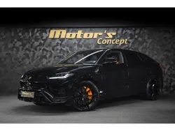 Lamborghini Urus 4.0 V8 - NERO HELENE / ORANGE AKRAPOVIC TVA Toit ouvrant Massage Bang&Olufsen 3D