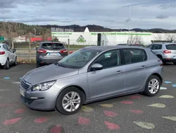 Peugeot 308 II 1.6 BlueHdi 100cv Active année 08/2015 100600 km
