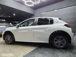 Peugeot e-208 Active Pack