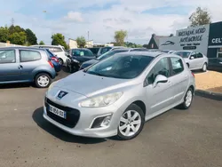 Peugeot 308 essence 143 000 kms 2011 garantie juqu 48 mois