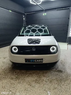 Honda e Advance (17")