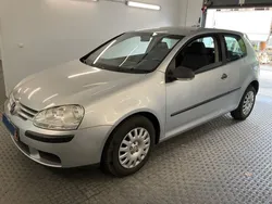 VOLKSWAGEN GOLF 1.4 80 CV le top pour une jeune permis SVP LISEZ L'annonce entièrement MERCI