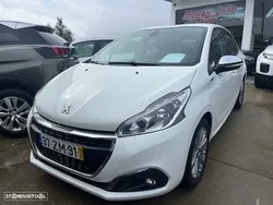Peugeot 208 1.2 PureTech Signature
