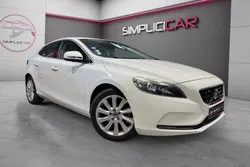VOLVO V40 T2 120 XENIUM 120Ch Garantie 12 mois