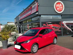 Toyota Aygo 1.0 L VVT-I 69 CH "X-play" / 3 Portes