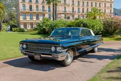 CADILLAC Coupe DeVille 5ème génération