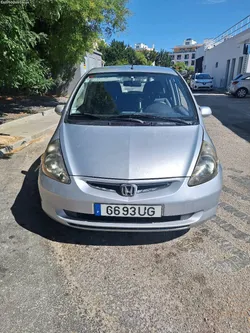 Honda Jazz 1.3 5 portas com ac je
