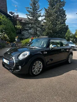 Mini Cooper S JCW 192cv BVA / Toit Pano / GPS / Harmann Kardon / CUIR /CAMERA/Suivi Complet/ Pneus Neufs