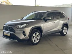 Toyota RAV4 2.5 HDF Comfort AWD-i