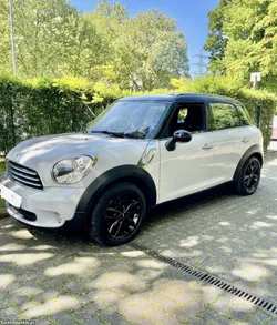 MINI Countryman 1.6 Cooper D 112 CV Full Extras