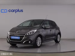 Peugeot 208 1.2 PureTech Signature