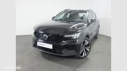 Volvo XC 40 1.5 T2 Plus Dark Auto