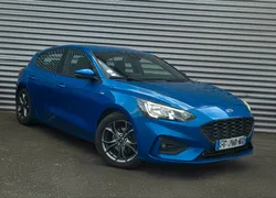 Ford focus ST LINE ECO BLUE 120 gps/jantes/radar/dis sécurité/regul vitesse