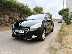 Peugeot 208 PureTech 82 Allure
