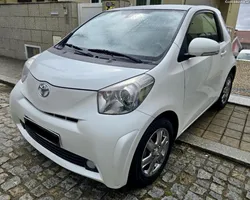 Toyota iQ 1.0 VVT-i