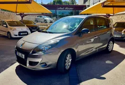 Renault Scénic 1.5 DCI EDC