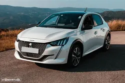 Peugeot e-208 50 kWh GT Pack