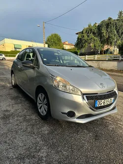 PEUGEOT 208 1.4 HDI 70cv Active CT ok / Distri ok
