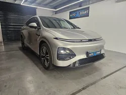 XPENG G6 RWD Long Range 286ch Français / autopilote amélioré / conduite one pédale / camera 360 / sièges chauffant et ventilé / volant chauffant / feux et essuis glace automatique / drive se...