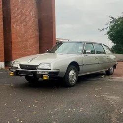 Citroën CX Prestige - Toit à ligne basse - Boite manuelle - Climatisation - Cuir Havane
