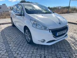 Peugeot 208 1.2 VTI