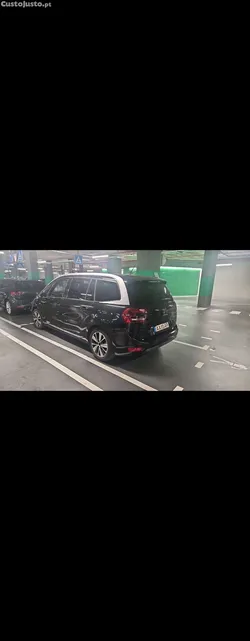 Citroën C4 Spacetourer automática