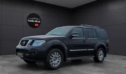 Nissan Pathfinder 3.0 DCI V6 231CH LE - 2ème Main - Suivi Complet Nissan - 4X4 - 7 Places - Bose - Attelage - Clim - Toit Ouvrant - Caméra - 65000KM