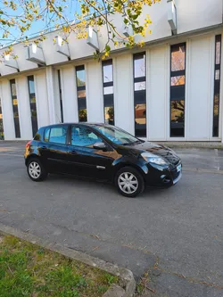 Renault Clio 3 TCE 20th TomTom – 107 000 km – GPS Clim Auto – Garantie Année 2011