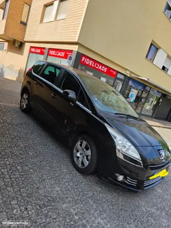 Peugeot 5008 1.6 HDi Executive