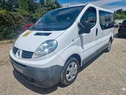 Renault trafic 2l dci 90ch 9 places 1er main ATTELAGE