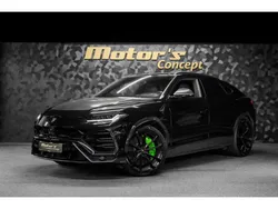 Lamborghini Urus 4.0 V8 - NERO HELENE AKRAPOVIC / Toit ouvrant Massage Caméra 360