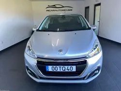 Peugeot 208 1.6 BlueHDi Style