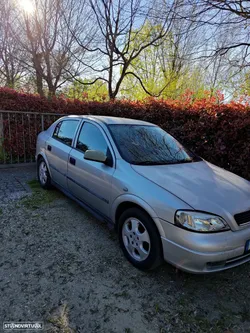 Opel Astra 2.0 DTi Club